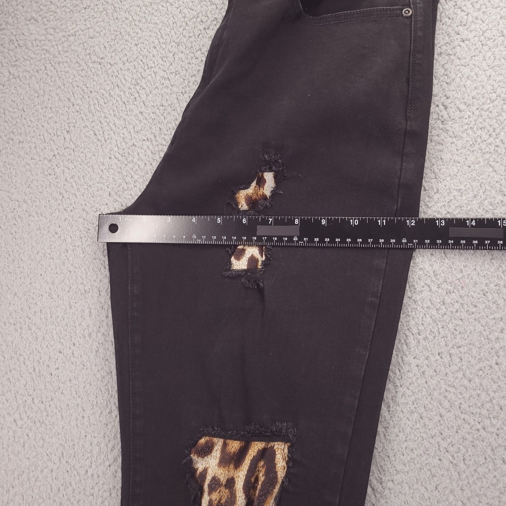 JUDY BLUE Jeans Size 1XL Skinny Fit Leopard Patch Black Stretch Denim - Picture 12 of 14